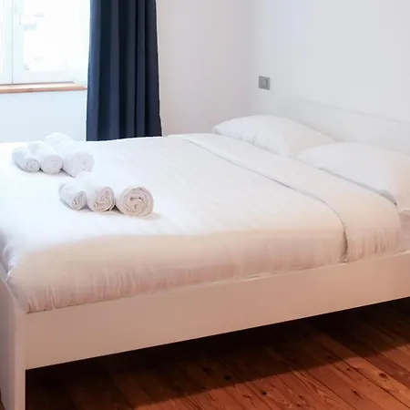 Apartment Mysa - Ampio Quartiere Isola, *